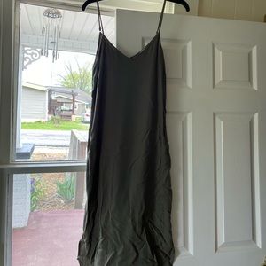 MIDI ARMY GREEN SLIP DRESS
